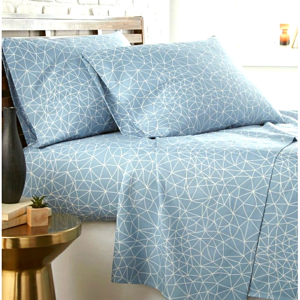 🏡🏵HP🏵🏡 Nwot 4 piece Blue Queen bed sheet set